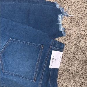 Loft Women’s Curvy Skinny Crop Jeans